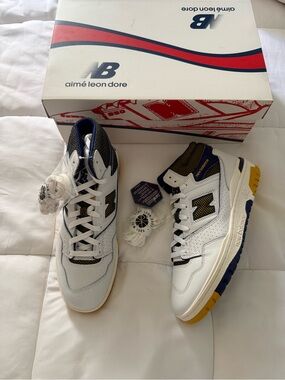 NEW BALANCE AIMÉ LEON DORE X 650R 'MASARYK COMMUNITY GYM - VARSITY GOLD BLUE' 11